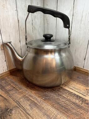 Vtg Large 18-8 Stainless Tea Kettle 6 Quarts Made In Korea 6.5" Tall 8.5" Wide